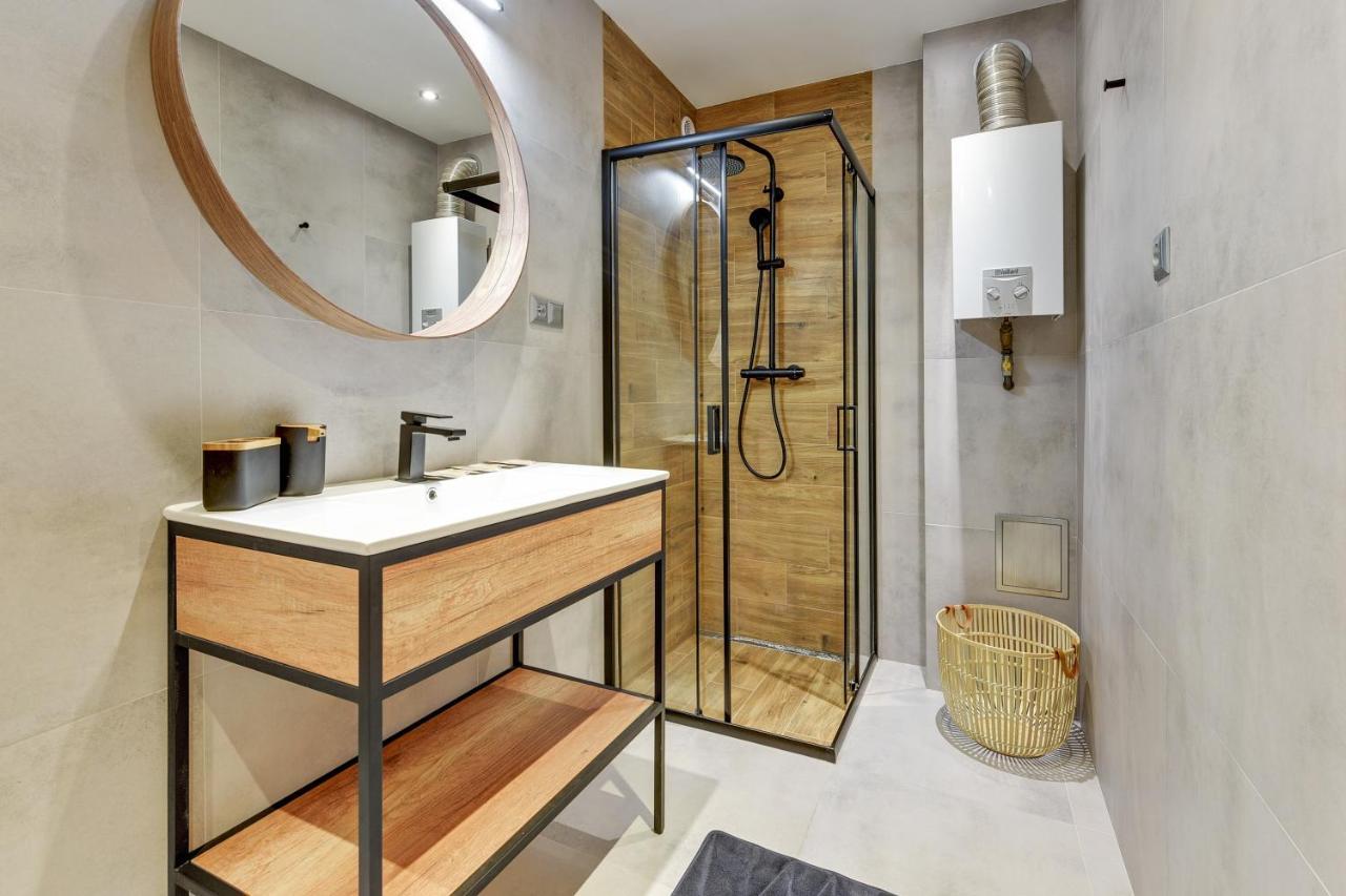 Stylowy Apartament 3City W Sopocie Z Trzema Sypialniami By Noclegi Renters ソポト エクステリア 写真